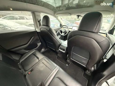 Tesla Model Y 2020 - фото 12