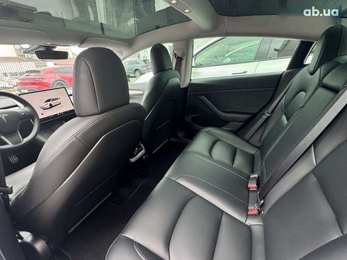 Tesla Model 3 2022 - фото 17
