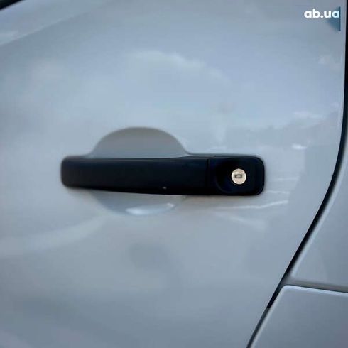 Renault Trafic 2021 - фото 16