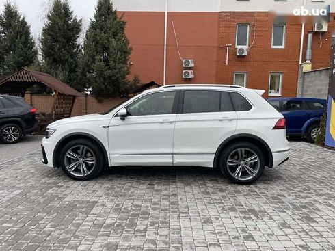 Volkswagen Tiguan 2017 - фото 19