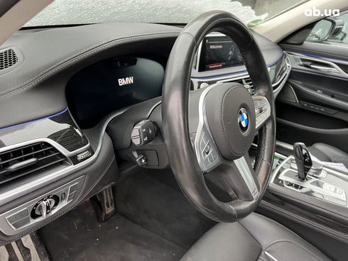 BMW 7 серия 2020 - фото 6