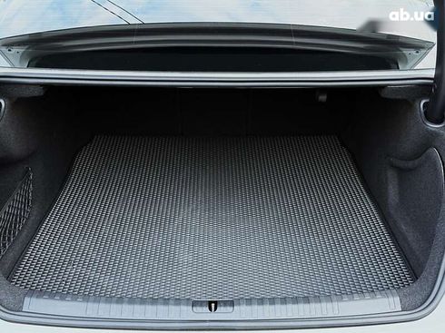 Audi A6 2020 - фото 24