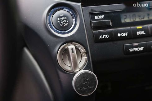 Toyota Land Cruiser 2011 - фото 19