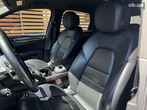 Porsche Cayenne 2018 - фото 23