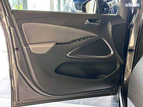 Opel Crossland X 2019 - фото 21