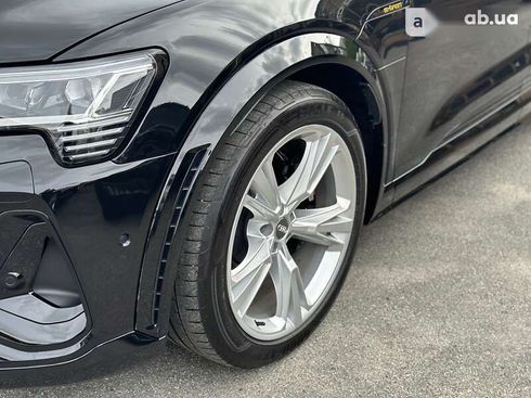 Audi e-tron S 2022 - фото 18