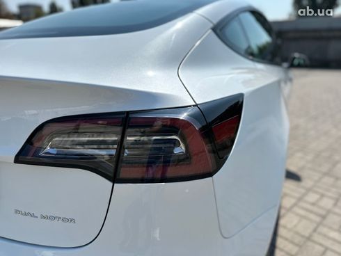 Tesla Model 3 2021 белый - фото 8