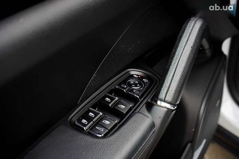 Porsche Cayenne 2017 - фото 11