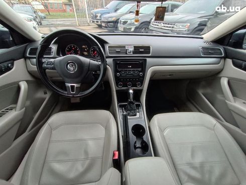 Volkswagen Passat 2014 серый - фото 18