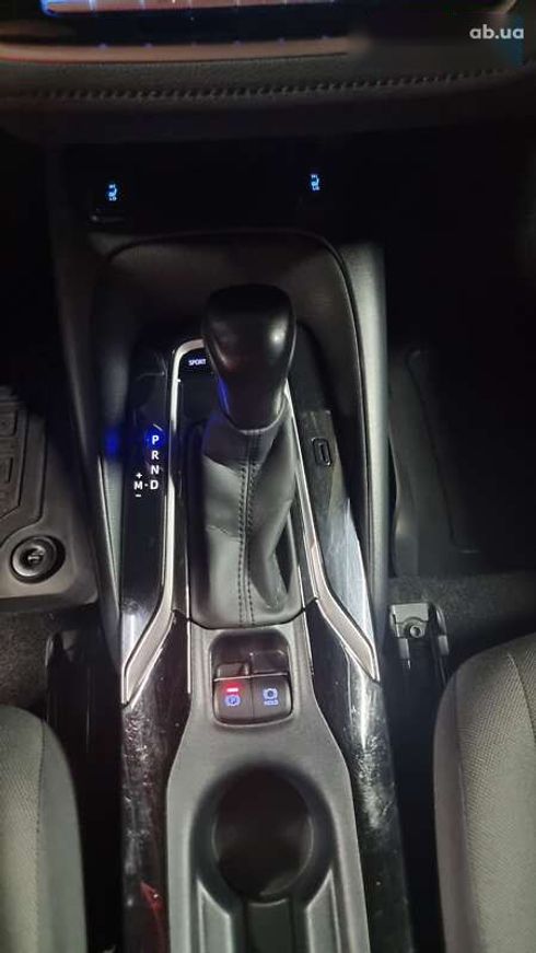 Toyota Corolla 2021 - фото 11