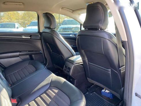 Ford Fusion 2017 - фото 23