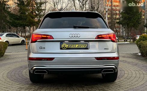 Audi Q5 2020 - фото 6