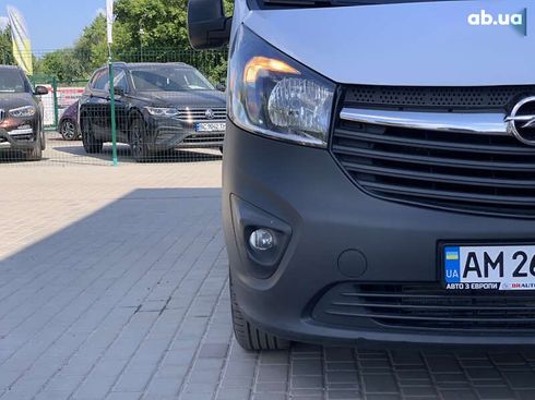 Opel Vivaro 2017 - фото 9