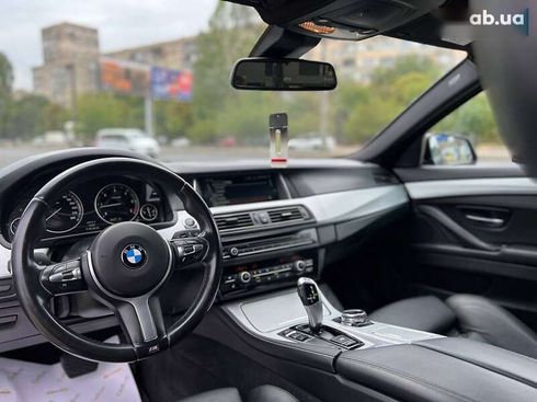 BMW 5 серия 2014 - фото 23