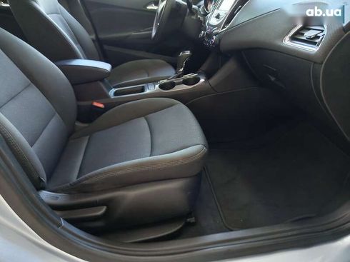 Chevrolet Cruze 2018 - фото 27