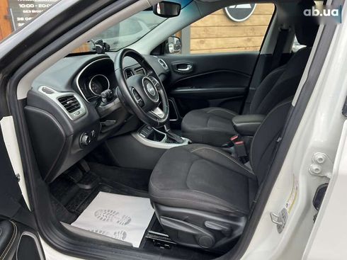 Jeep Compass 2018 - фото 9