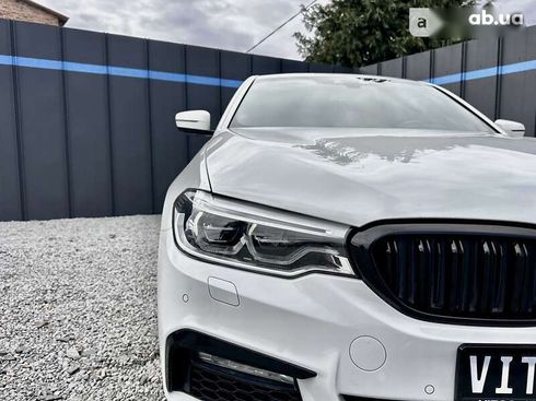 BMW 5 серия 2017 - фото 26