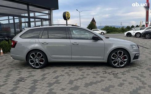 Skoda Octavia 2019 - фото 8