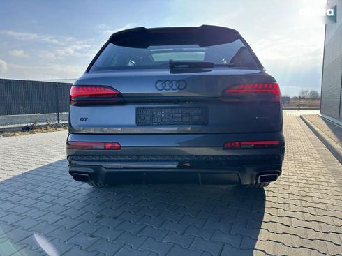 Audi Q7 2025 - фото 11