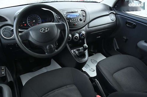 Hyundai i10 2011 - фото 18