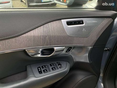 Volvo XC90 2020 - фото 13