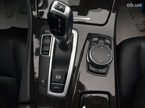 BMW 5 серия 2015 - фото 19