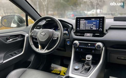 Toyota RAV4 2021 - фото 23
