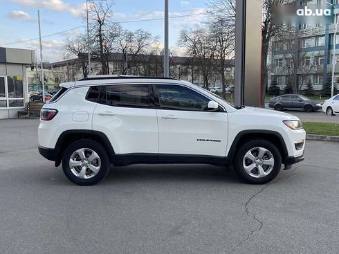 Jeep Compass 2017 - фото 8