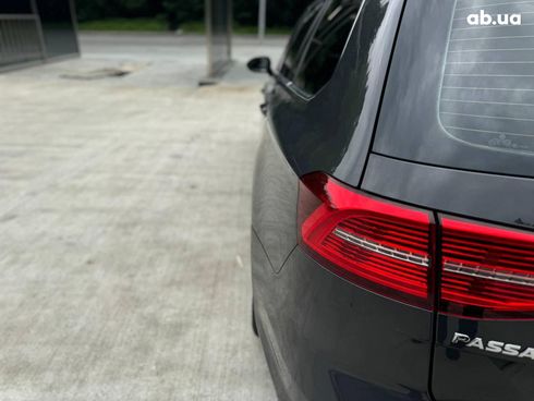 Volkswagen Passat 2015 серый - фото 12