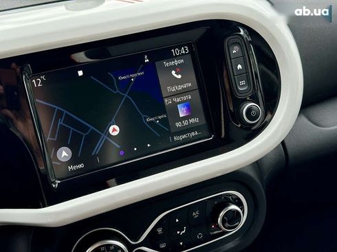 Renault Twingo 2021 - фото 22