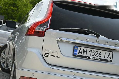 Volvo XC60 2017 - фото 11