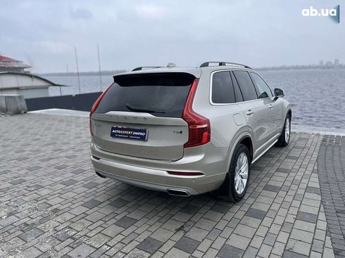 Volvo XC90 2016 - фото 21