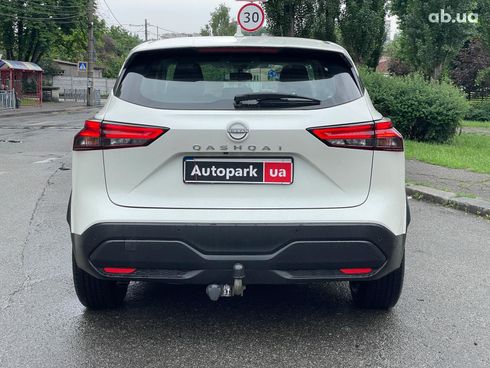 Nissan Qashqai 2022 белый - фото 8