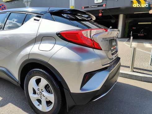 Toyota C-HR 2016 - фото 13
