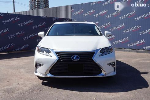 Lexus ES 2018 - фото 2