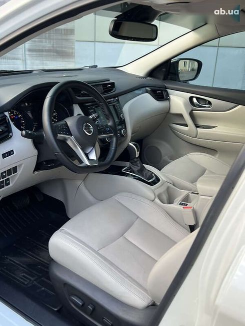 Nissan Rogue 2020 - фото 19