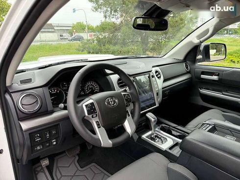 Toyota Tundra 2018 - фото 26