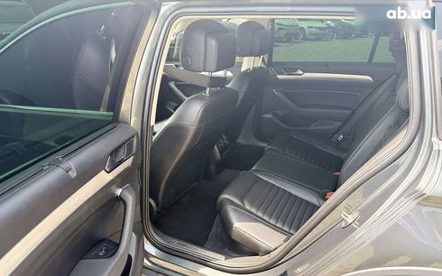 Volkswagen passat alltrack 2017 - фото 11