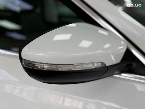 Volkswagen Passat 2017 - фото 17