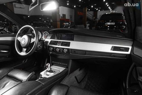 BMW M5 2006 - фото 20