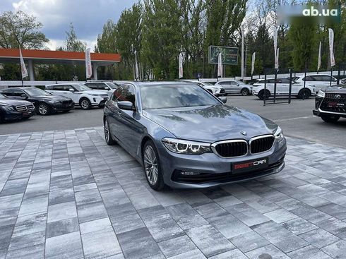 BMW 5 серия 2018 - фото 8