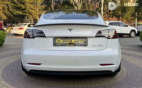 Tesla Model 3 2019 - фото 6