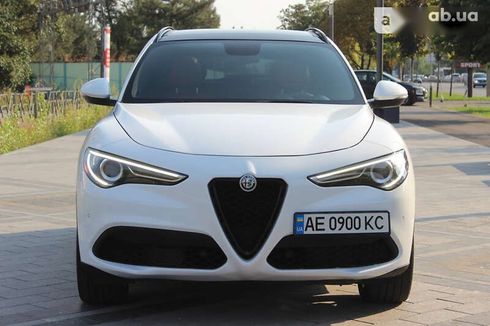 Alfa Romeo Stelvio 2018 - фото 5