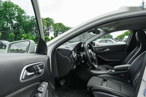 Mercedes-Benz A-Класс 2016 - фото 11