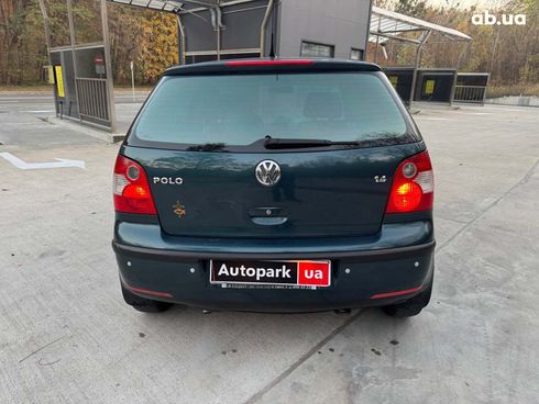 Volkswagen Polo 2004 зеленый - фото 7