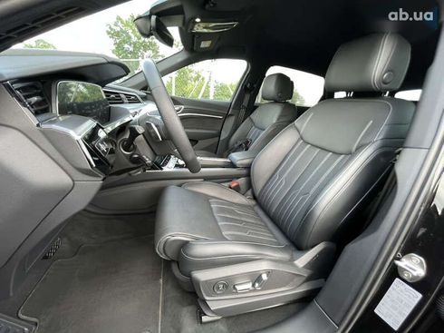Audi E-Tron 2021 - фото 19