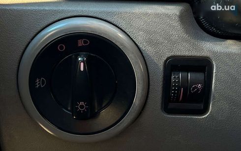 Volkswagen Beetle 2001 - фото 16