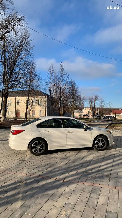 Subaru Legacy 2017 - фото 16