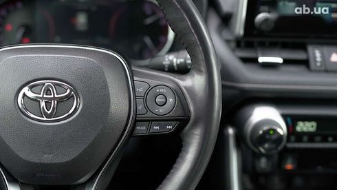 Toyota RAV4 2020 - фото 16