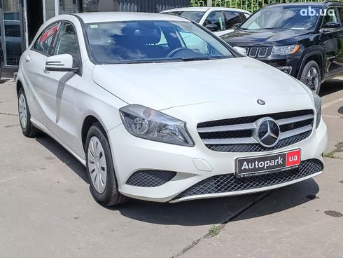 Mercedes-Benz A-Класс 2013 белый - фото 12